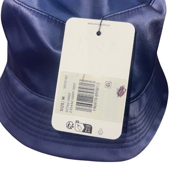 Levi's Reversible Bucket Hat NWT Unisex 90s Y2K Lightweight Packable Size Medium - Picture 4 of 5